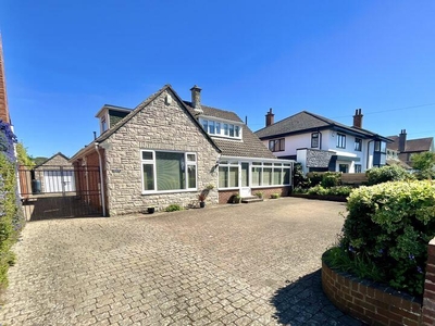 3 bedroom detached bungalow for sale in Keswick Road, Boscombe Manor, Bournemouth, BH5