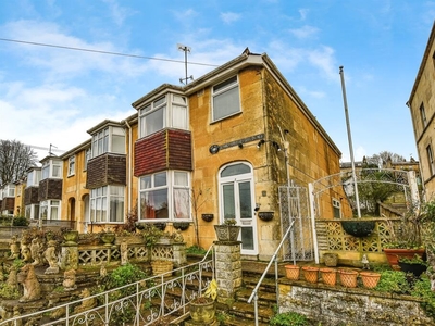3 bedroom end of terrace house for sale in Lime Grove Gardens, Bath, BA2