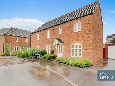 3 bedroom semi-detached house for sale in Niagara Close, Bannerbrook Park, Coventry, CV4