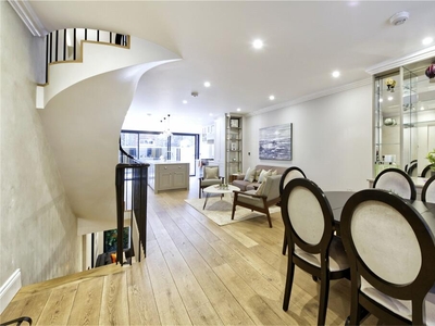 3 bedroom terraced house for rent in Cheval Place, London, SW7