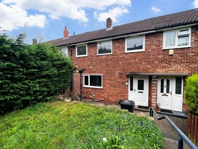 3 bedroom terraced house for rent in King George Avenue, Horsforth, Leeds, West Yorkshire, LS18