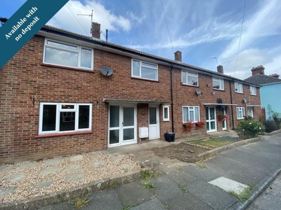 3 bedroom terraced house for rent in New Street Canterbury CT1