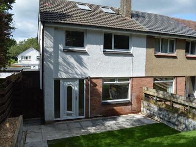 3 bedroom terraced house for rent in Shawwood Crescent, Newton Mearns, Glasgow, G77
