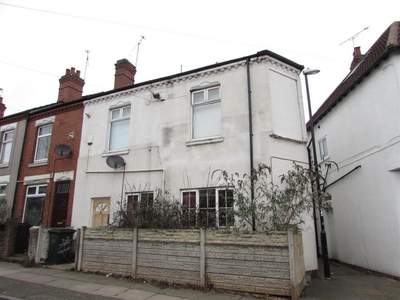 3 bedroom terraced house for sale in Bolingbroke Road, Coventry, CV3