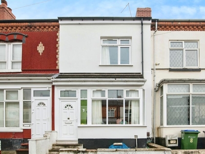 3 bedroom terraced house for sale in Cheshire Road, Smethwick, B67