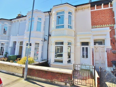 3 bedroom terraced house for sale in Farlington Road, North End, PO2