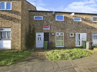 3 bedroom terraced house for sale in Linkside, Bretton, Peterborough, PE3