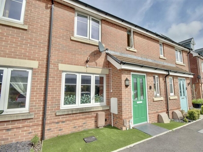 3 bedroom terraced house for sale in Merz Close, Portsmouth, PO6