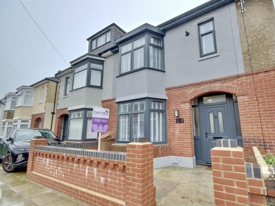 3 bedroom terraced house for sale in Winton Road, Portsmouth, PO2