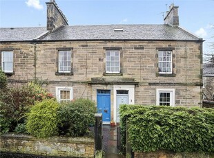 4 bed double upper flat for sale in Eskbank