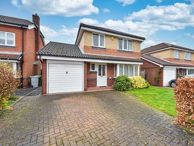 4 bedroom detached house for sale in The Spinney, Bulcote, Nottingham, NG14