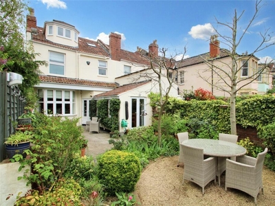4 bedroom semi-detached house for sale in Hampstead Road, BRISTOL, BS4