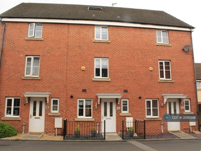 4 bedroom terraced house for rent in Ffordd Nowell, Penylan, Cardiff, CF23