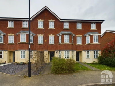 4 bedroom town house for sale in Manhattan Way, Coventry, West Midlands, CV4