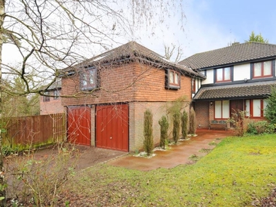 5 Bed House To Rent in Ascot, Berkshire, SL5 - 685