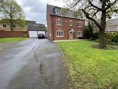 5 bedroom detached house for sale in Foxwood Drive, Binley Woods, Warwickshire, CV3