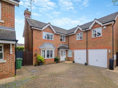 5 bedroom detached house for sale in St. Davids Gate, Maidstone, ME16