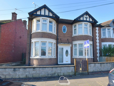5 bedroom end of terrace house for sale in Briton Road, Coventry, CV2 4LF, CV2