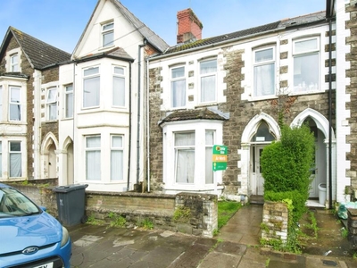 5 bedroom terraced house for sale in Gordon Road, Cardiff, CF24