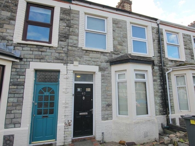 6 bedroom house of multiple occupation for sale in Harriet Street, Cardiff, CF24