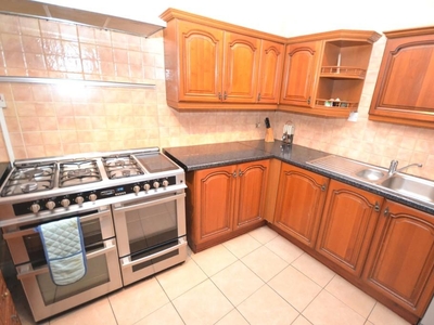 6 bedroom house share for rent in Lilac Crescent, Beeston, NG9