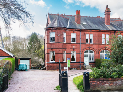 6 bedroom semi-detached house for sale in Urmston Lane, Stretford, M32 9EF, M32