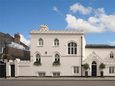 7 bedroom detached house for sale in Belsize Lane, Hampstead, London, NW3