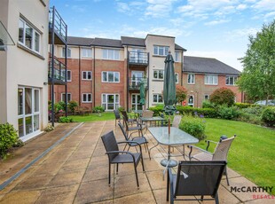 1 Bedroom Retirement Apartment For Sale in Bishop’s Stortford, Hertfordshire