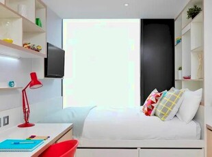 1 Bedroom Studio To Rent