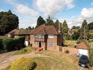 Luxury 4 bedroom Detached House for sale in Banstead, England
