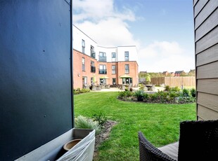 1 Bedroom Retirement Apartment For Sale in Market Harborough, Leicestershire