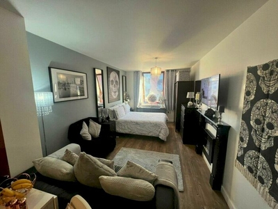 1 Bedroom Flat For Sale