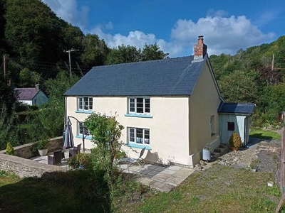 2 bedroom cottage for sale Newcastle Emlyn, SA38 9LZ