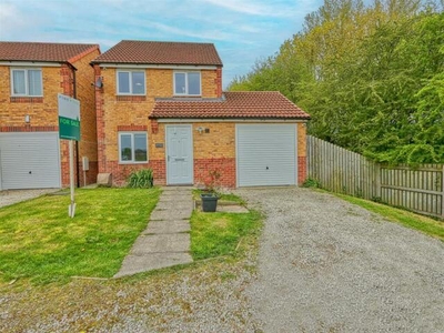 3 Bedroom Detached House For Sale In Holmewood, Chesterfield