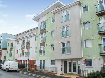 2 bedroom flat for rent in Red Lion Lane, Exeter, EX1