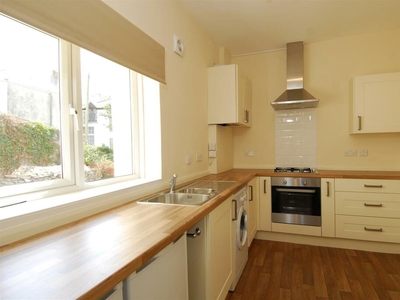 3 bedroom apartment for rent in North Street, GF, Plymouth, PL4