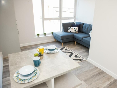 4 bedroom apartment for rent in Apt 18, Brayford Court - Student Apartment - 24/25, LN1