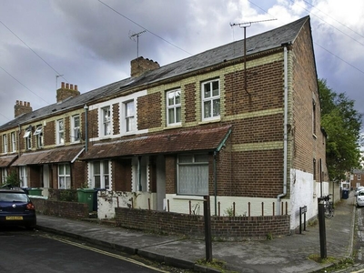 4 bedroom end of terrace house for rent in Leopold Street, Cowley, OX4
