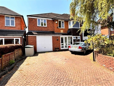 5 bedroom semi-detached house for sale in Ivy Road, Sutton Coldfield, B73 5ED, B73