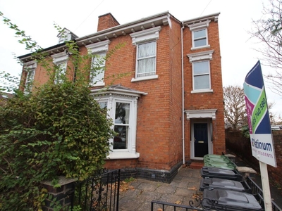 7 bedroom semi-detached house for rent in Available NOW and Sept 2024 - Rooms - Bransford Road, WR2