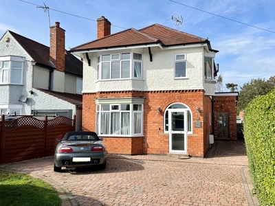 Detached house for sale in Fosse Road, Farndon, Newark NG24