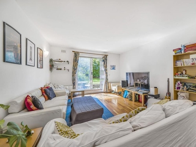 3 bedroom Flat for sale in Broadhurst Gardens, South Hampstead NW6