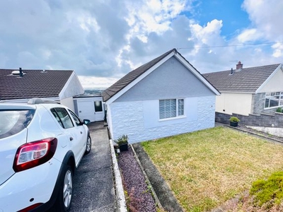 Bungalow for sale in Oaklands, Llanelli SA14