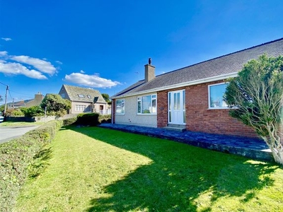 Detached bungalow for sale in Barcyttun Estate, Morfa Nefyn, Pwllheli LL53