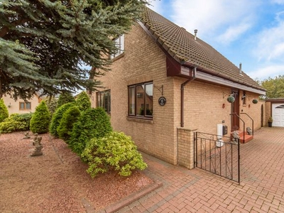 Detached house for sale in 11 Fleets Grove, Tranent EH33