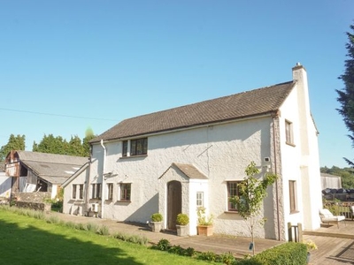 Farmhouse for sale in Broadway, Caerleon NP18