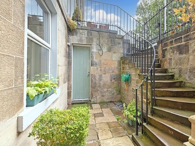 Flat for sale in 3A Glengyle Terrace, Bruntsfield Links, Edinburgh EH3