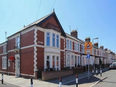 Flat for sale in Cwmdare Street, Cathays, Cardiff CF24