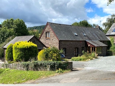 Link-detached house for sale in Scethrog, Brecon, Powys LD3