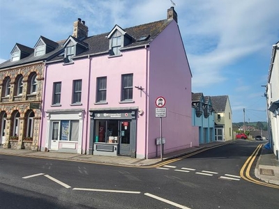 Property for sale in South Parade, Tenby, Pembrokeshire. SA70
